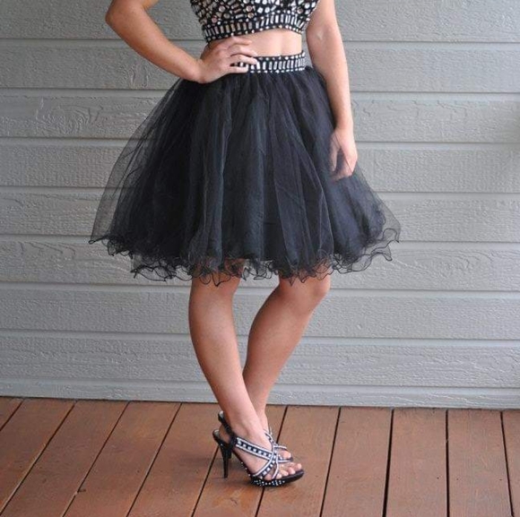 Black High Heals with Diamonds - Picture 2 of 5